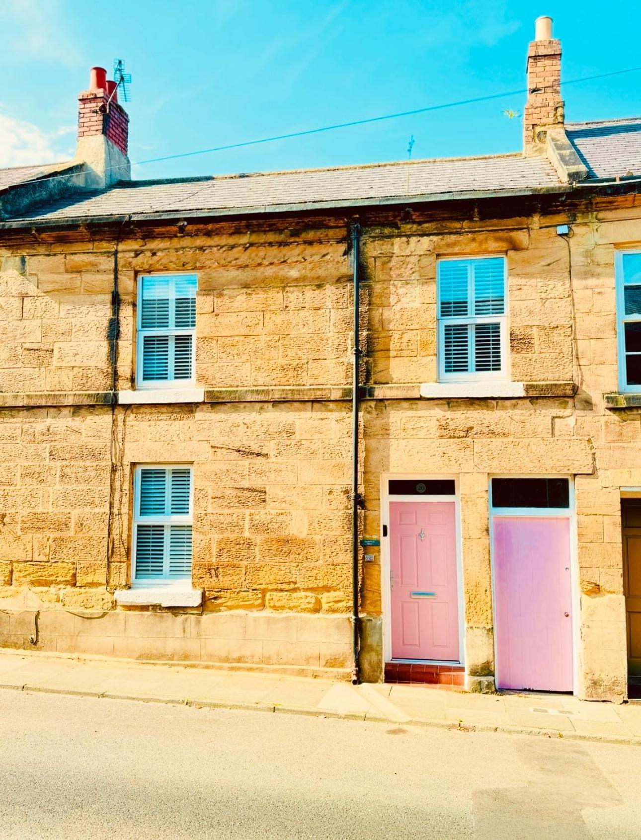 Holiday home Castle Walk House